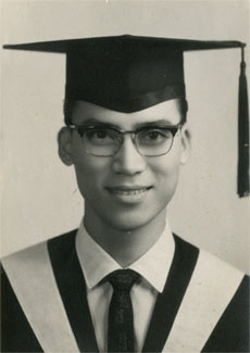 蕭泰然於1963年畢業於國立臺灣師範大學音樂學系